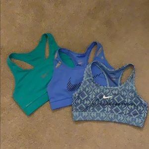 Nike dri-fit sports bra bundle (3)